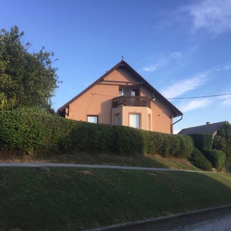 Baranya Apartman Ata Экстерьер фото