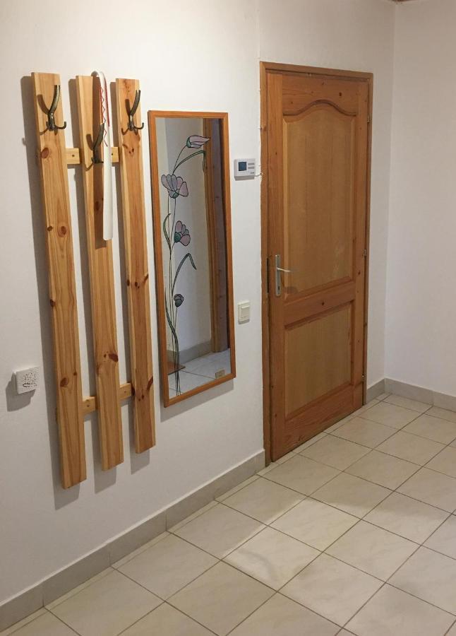 Baranya Apartman Ata Экстерьер фото