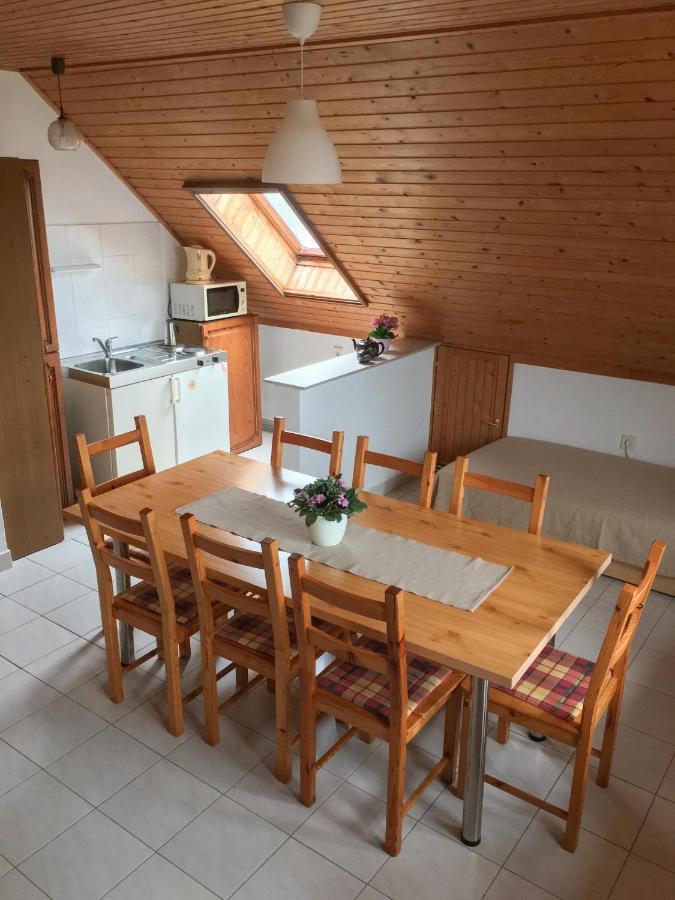 Baranya Apartman Ata Экстерьер фото