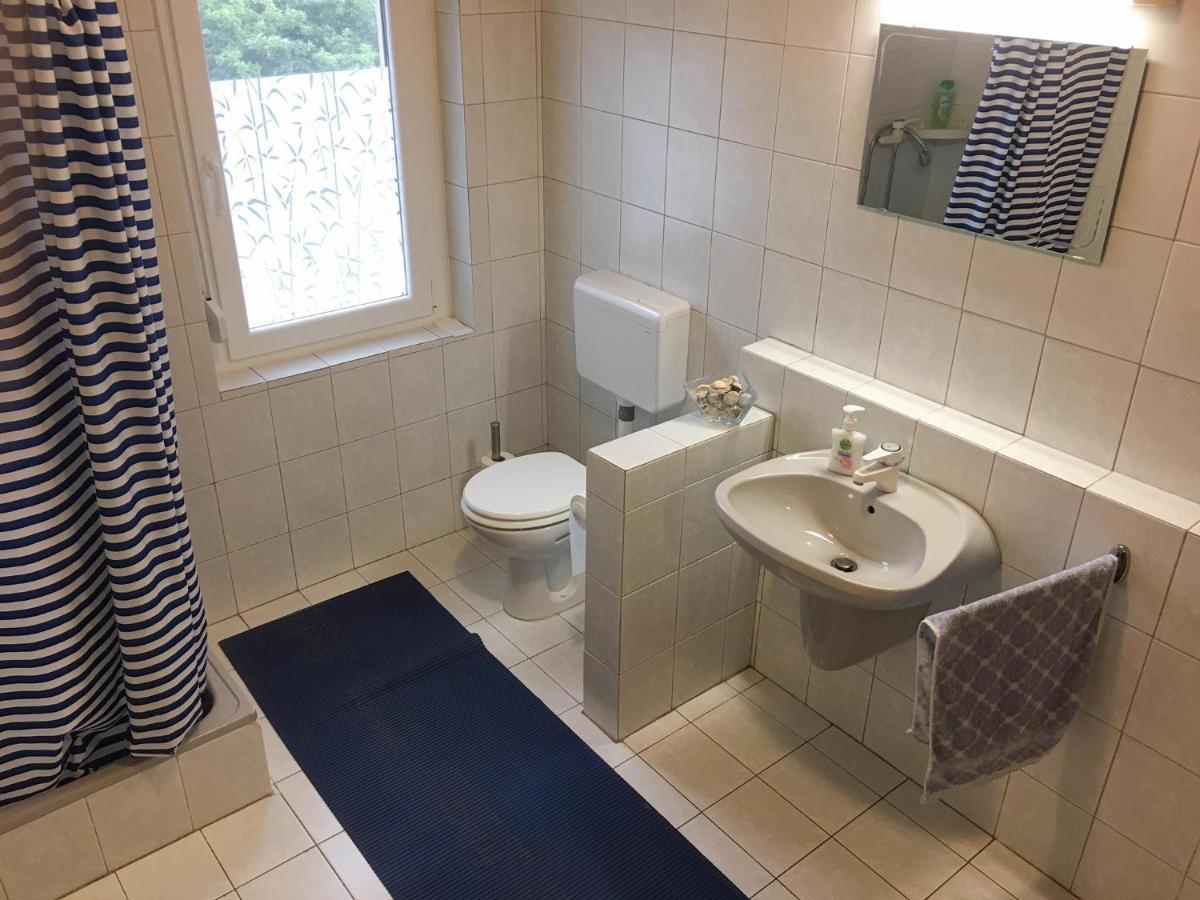 Baranya Apartman Ata Экстерьер фото